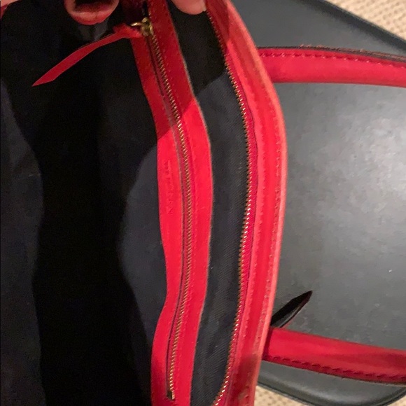 Alexander McQueen handbag.  Red Thick Leather. - Picture 12 of 16